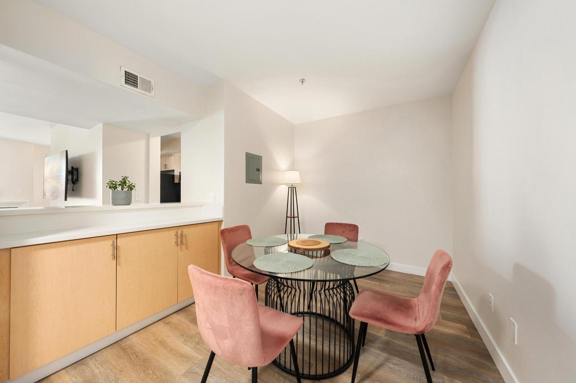 Apartment The Blossom-Modern 1Br Getaway In Marina Walk To Water&Restaurants