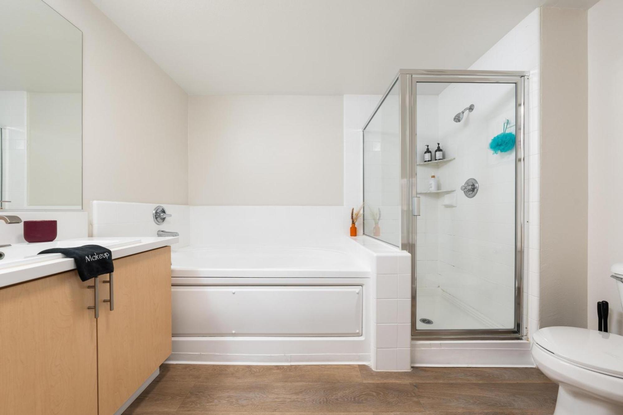 The Blossom-Modern 1Br Getaway In Marina Walk To Water&Restaurants Apartment Los Angeles