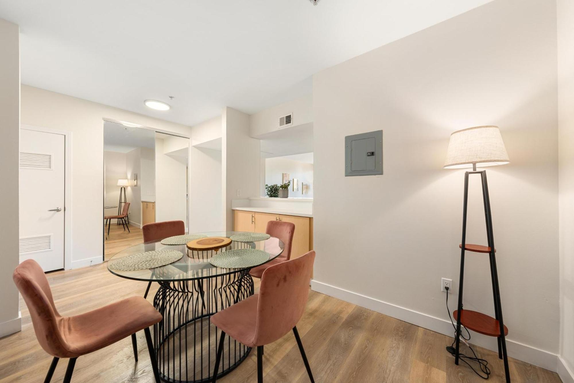 The Blossom-Modern 1Br Getaway In Marina Walk To Water&Restaurants Los Angeles