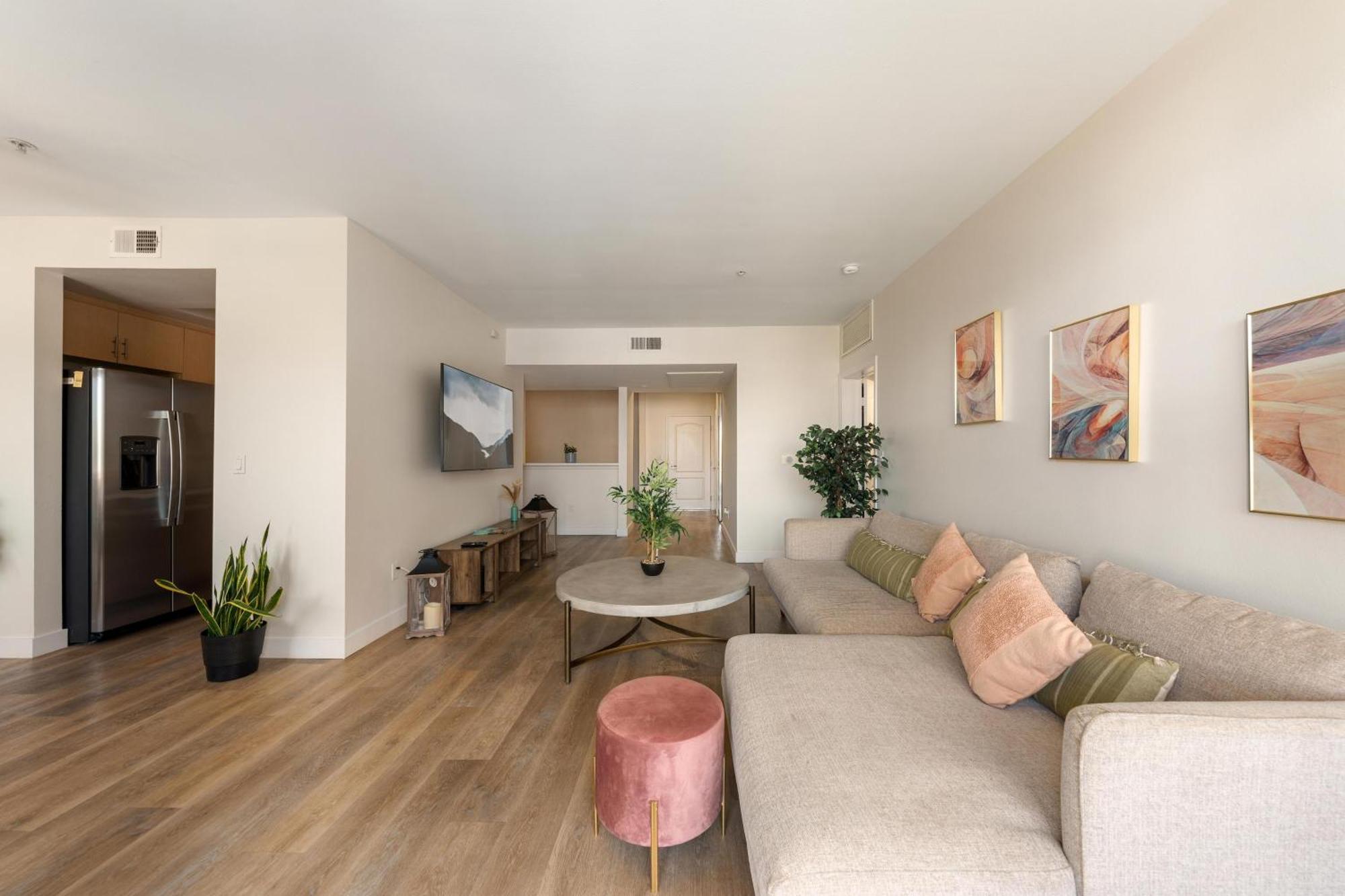 The Blossom-Modern 1Br Getaway In Marina Walk To Water&Restaurants *